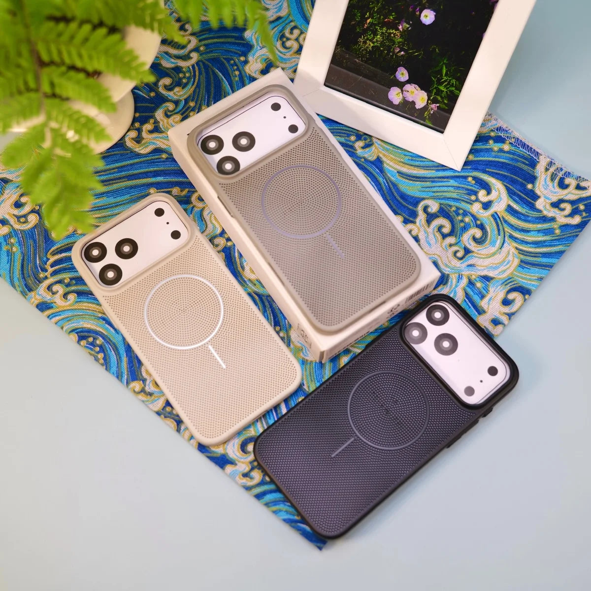 Mesh Heat Dissipation iPhone Case — MagSafe Magnetic Shockproof Cover